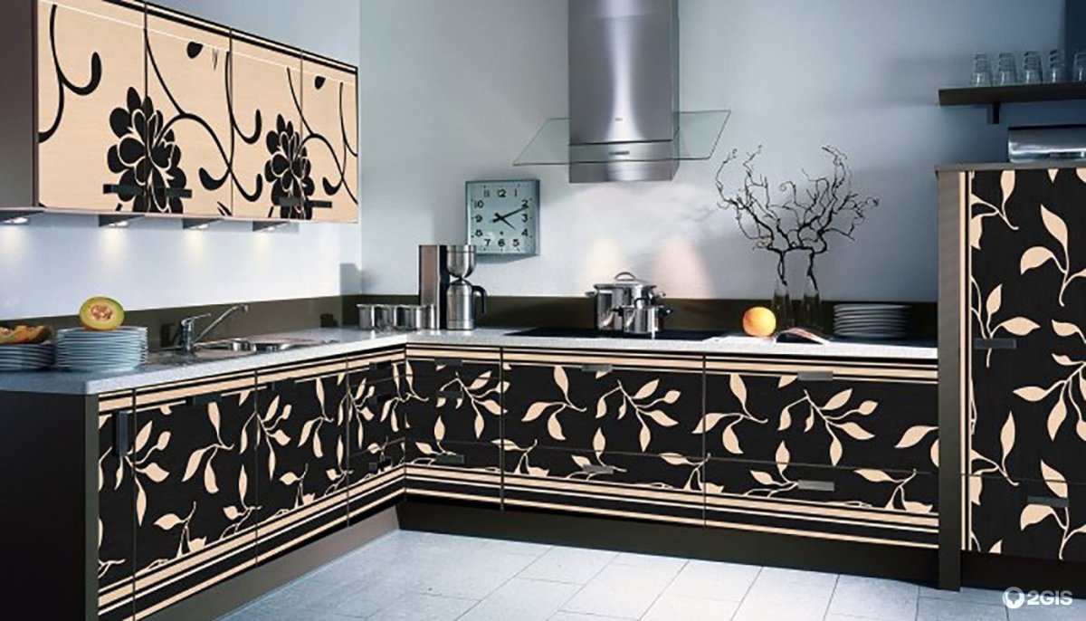 Кухонные гарнитуры с узорами