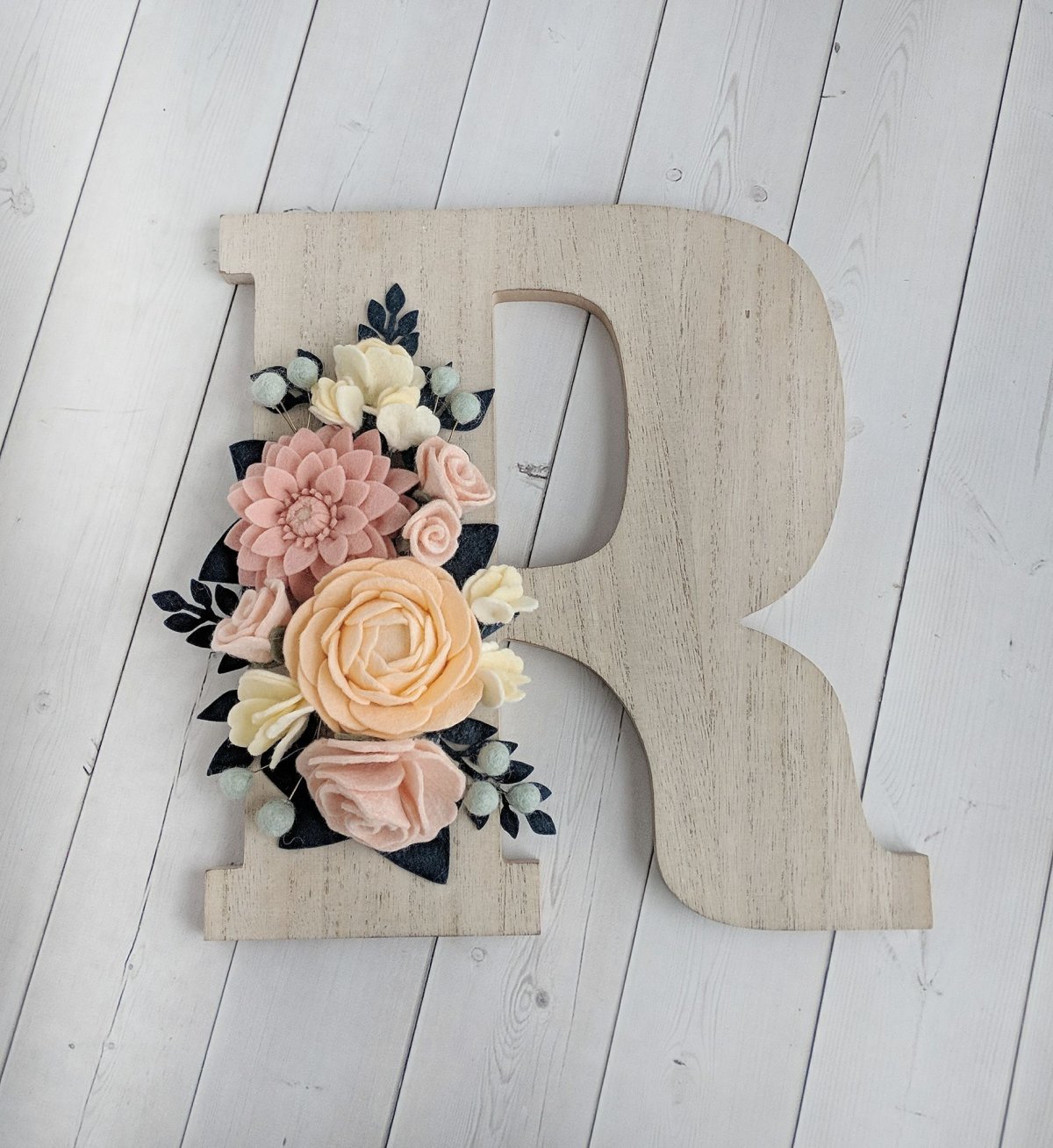 Резное дерево в интерьере