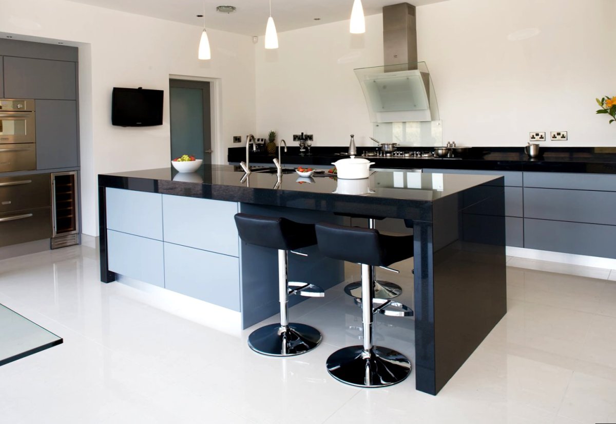 Островная барная стойка