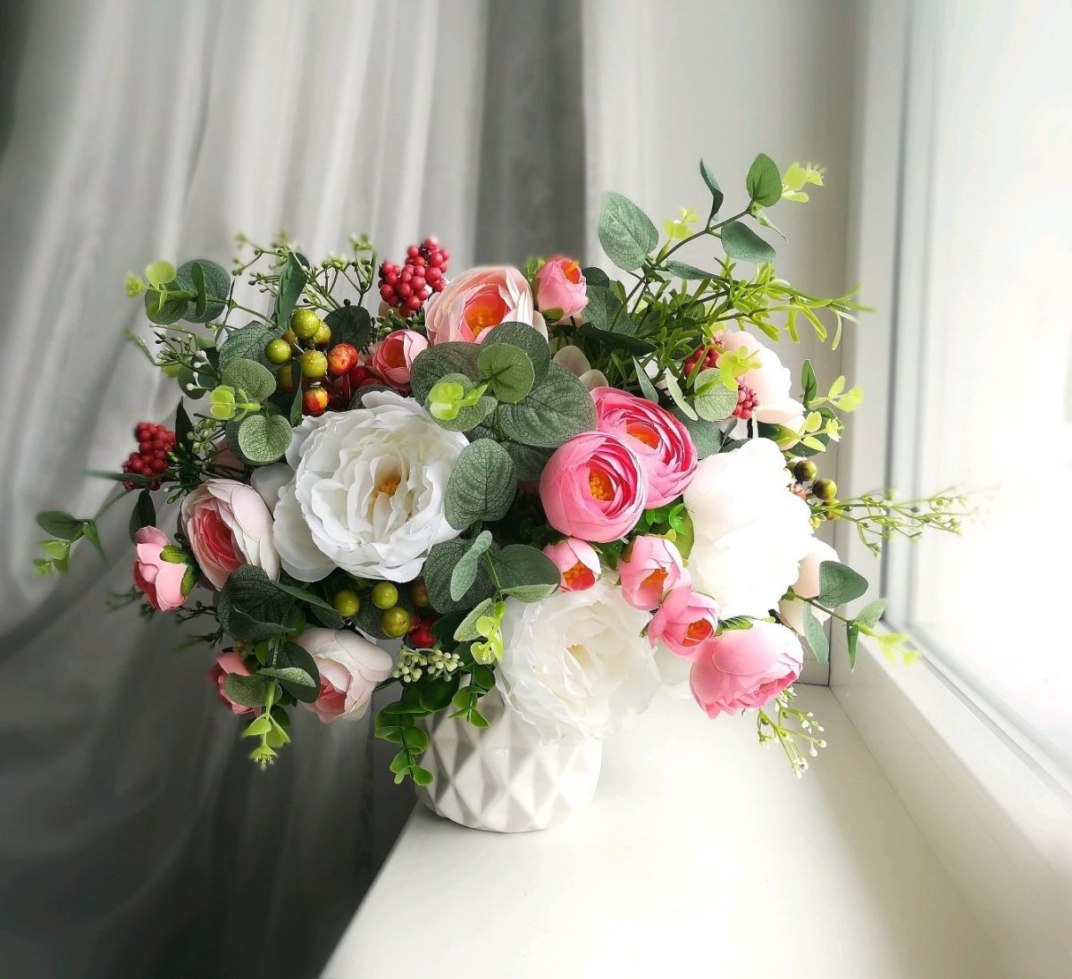 Красивые искусственные цветы