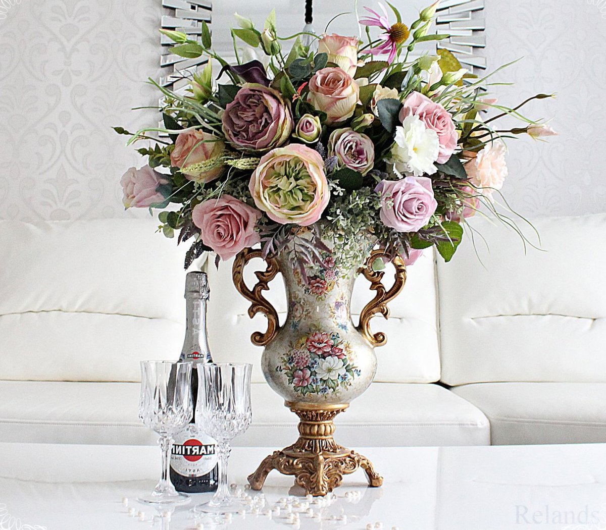 Искусственные букеты для интерьера