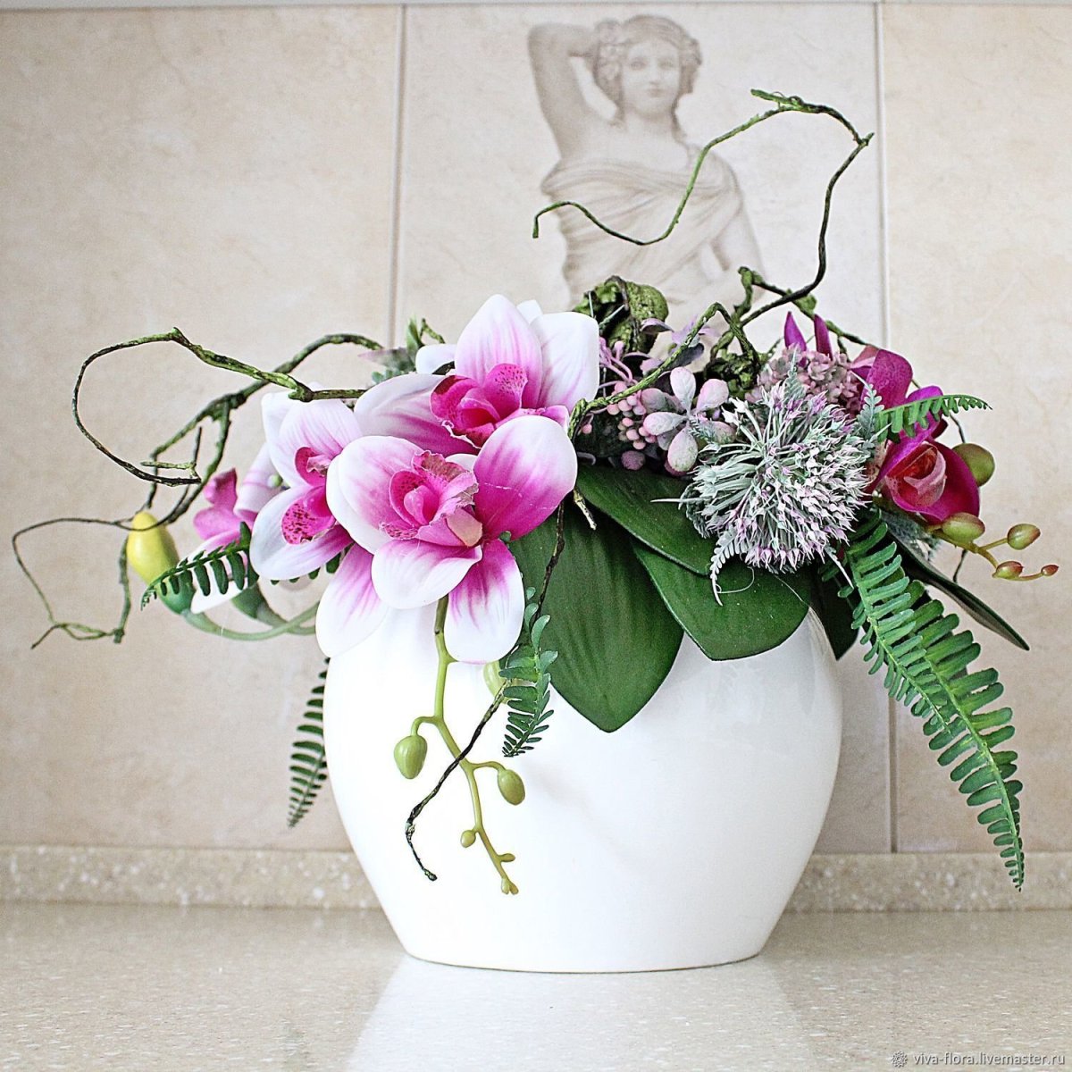 Дизайнерские композиции из искусственных цветов