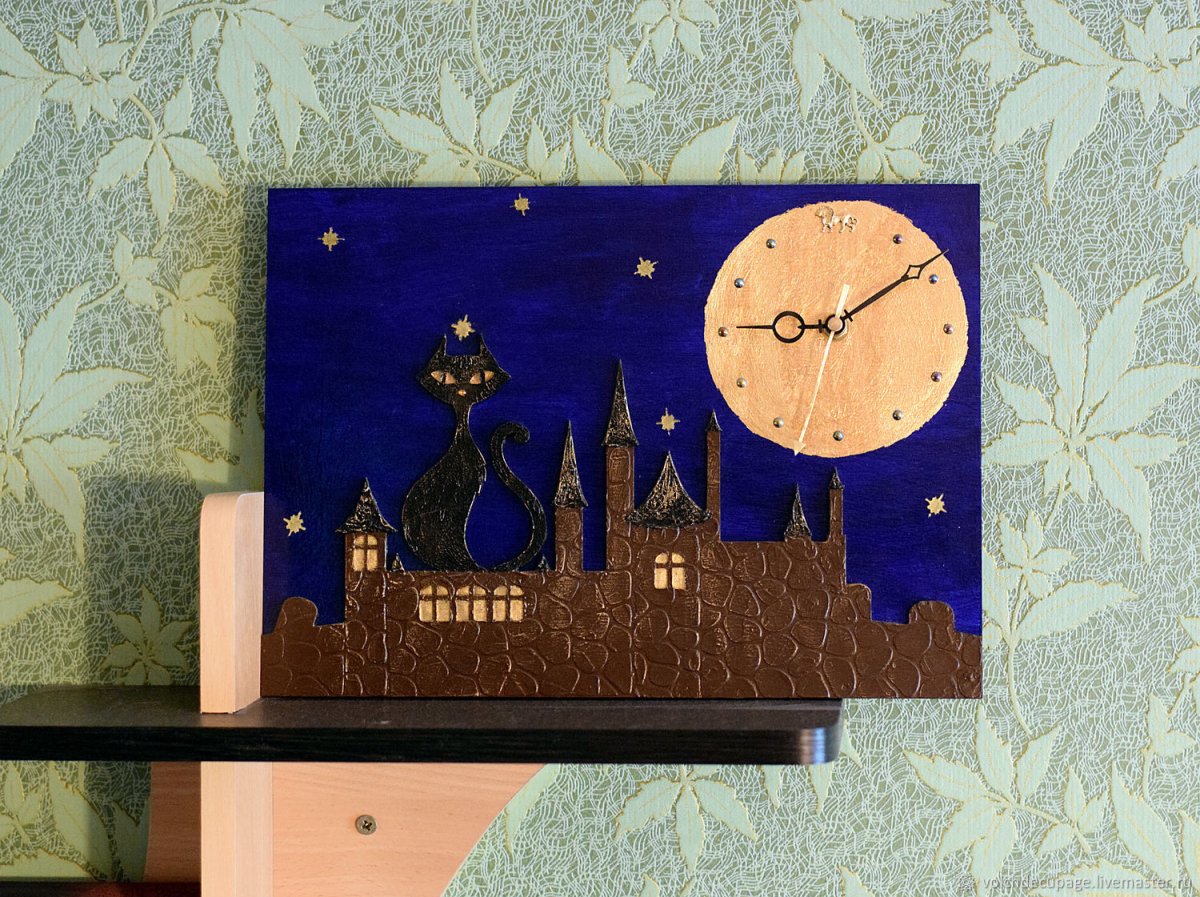 Панно с часами на стену