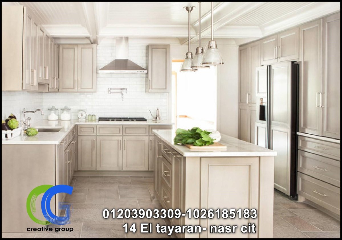 Кухня столовая в светлых тонах