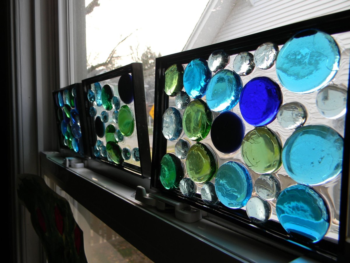 Стеклянные вазы в интерьере