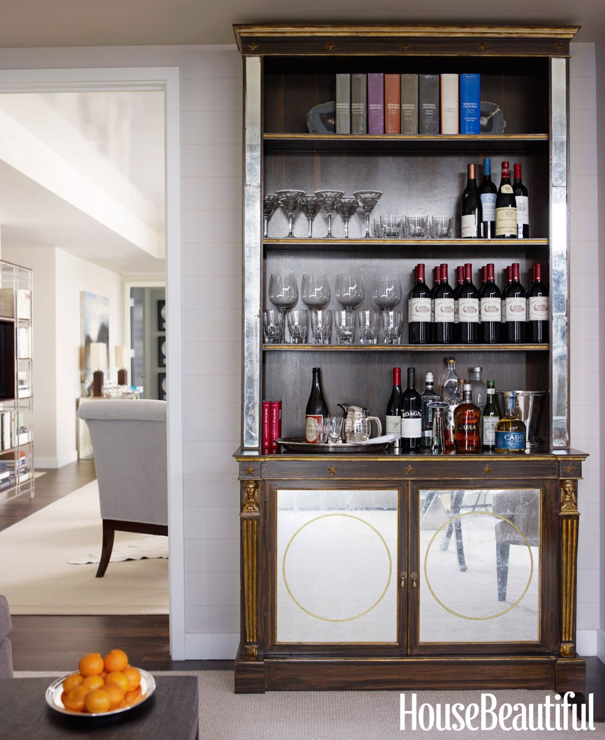 Шкаф для вина на кухне