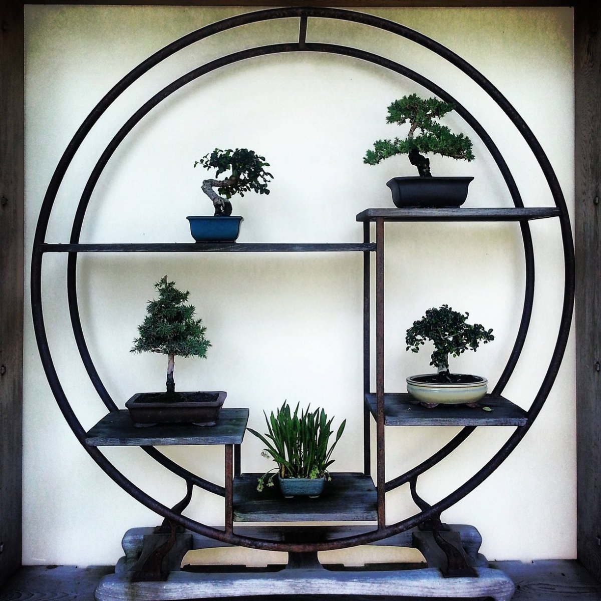 Стеллаж в японском стиле