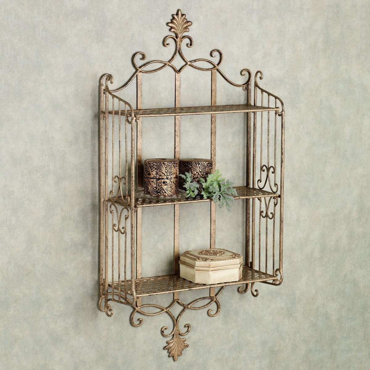 Полочку кованную настенную