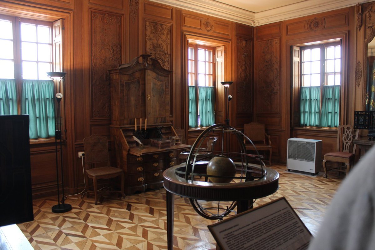 Дворец Марли Петергоф интерьер