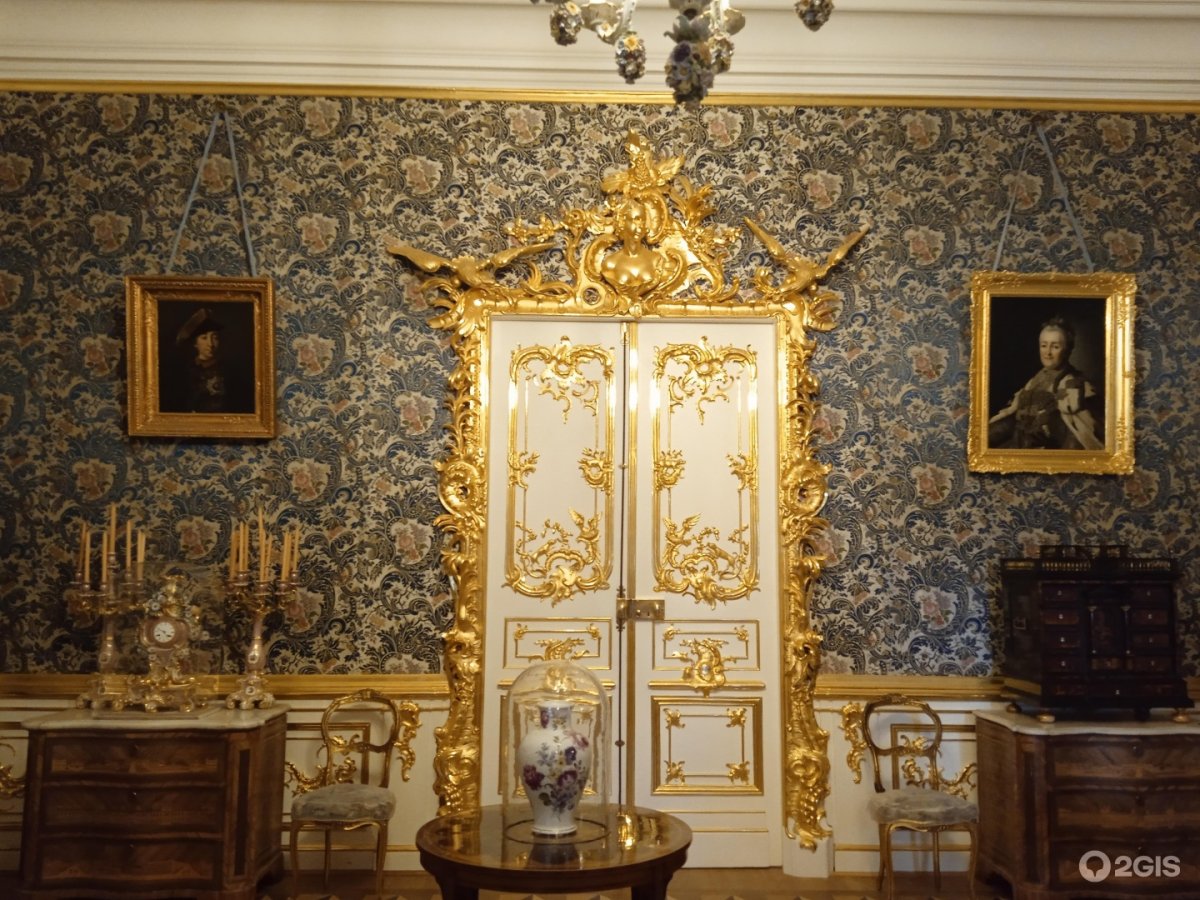 Монплезир дворец в Петергофе интерьеры