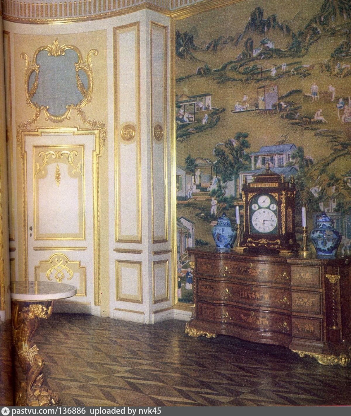 Дворец Меншикова китайский кабинет