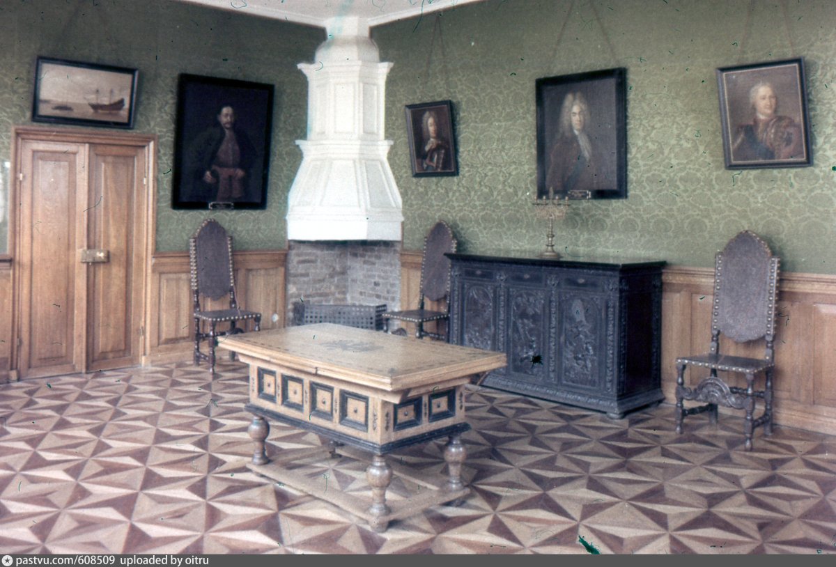 Петергоф большой дворец штандартная