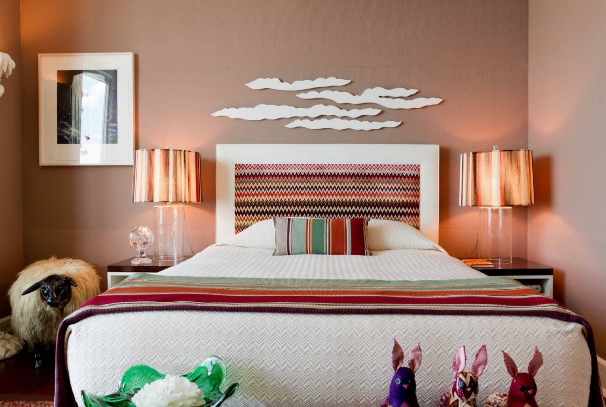 Кондиционер в интерьере спальни