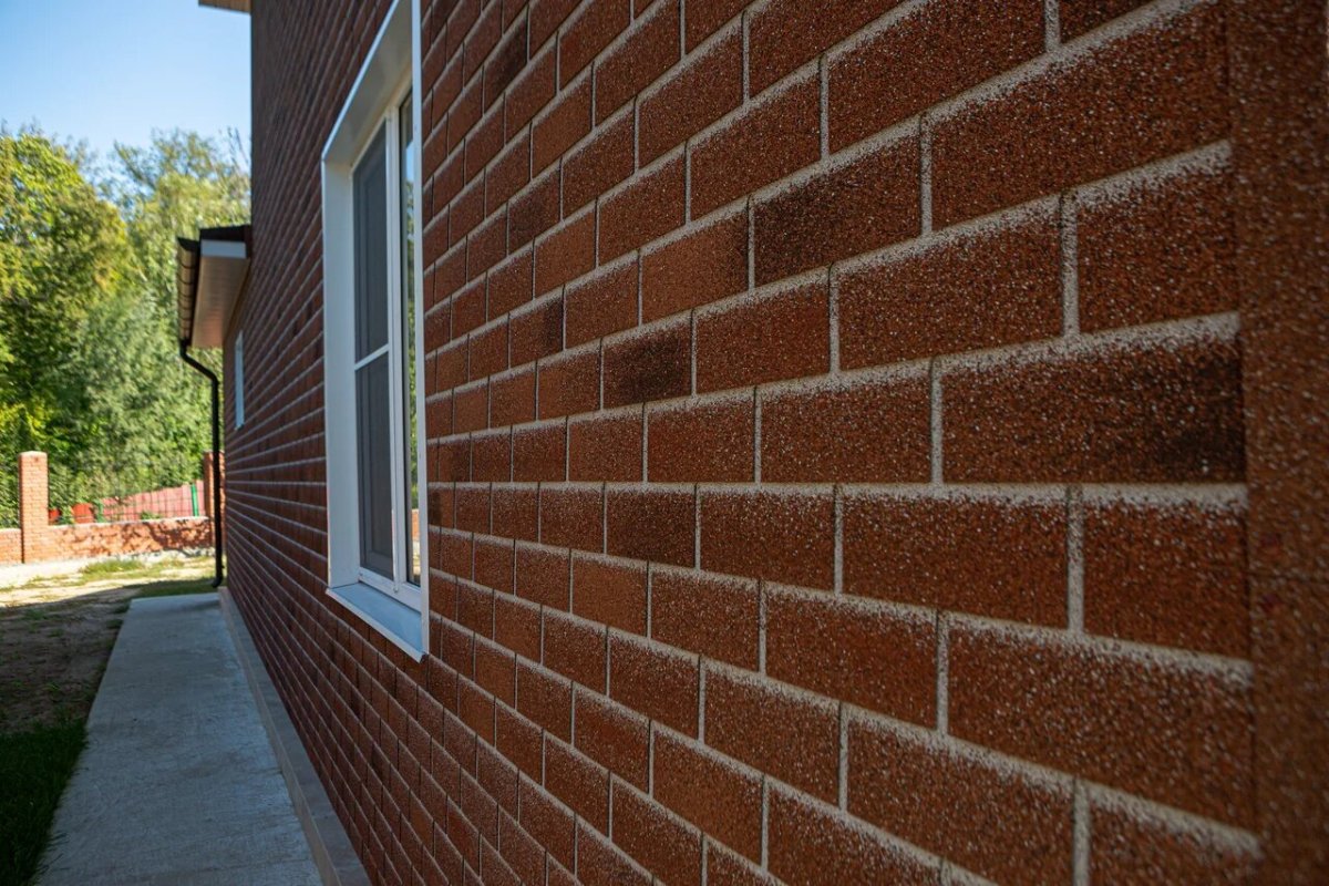 Обшить дом мягкой кровлей