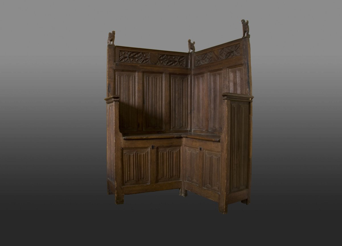 Готика 13 век мебель