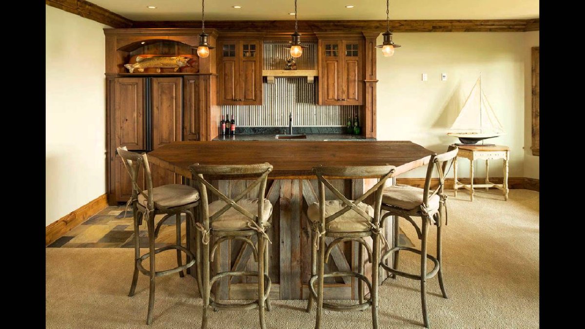 Барная стойка из дерева