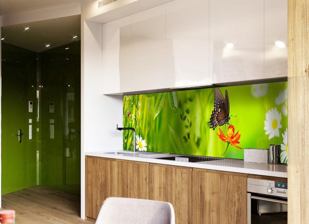 Стеклянный фартук