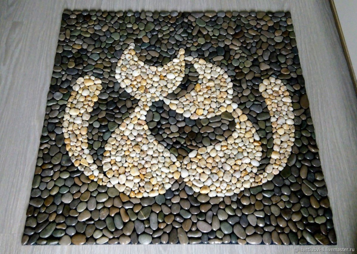 Панно из гальки