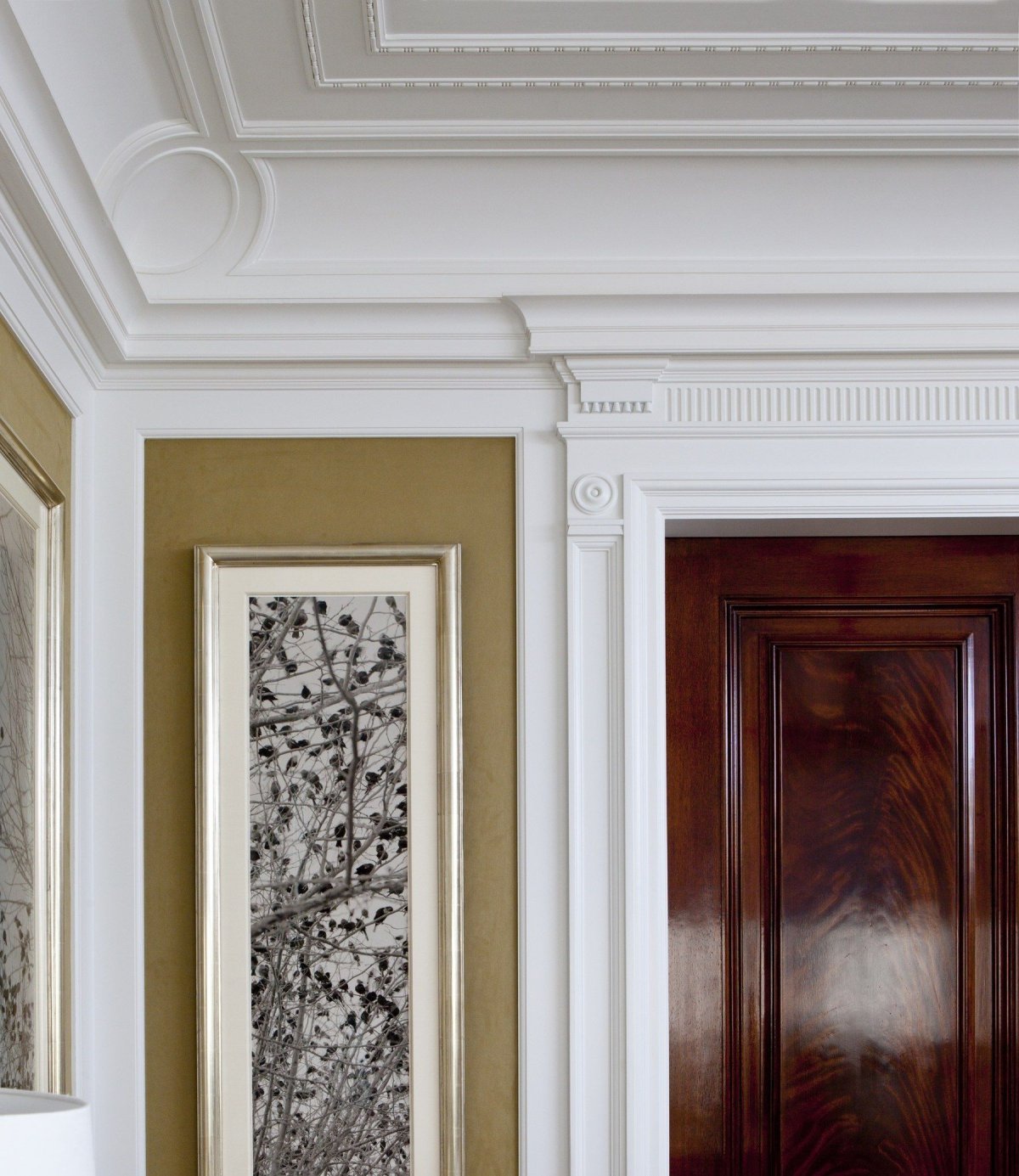 Колонна Европласт в интерьере