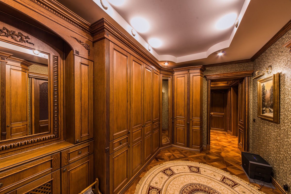 Молдинги в интерьере