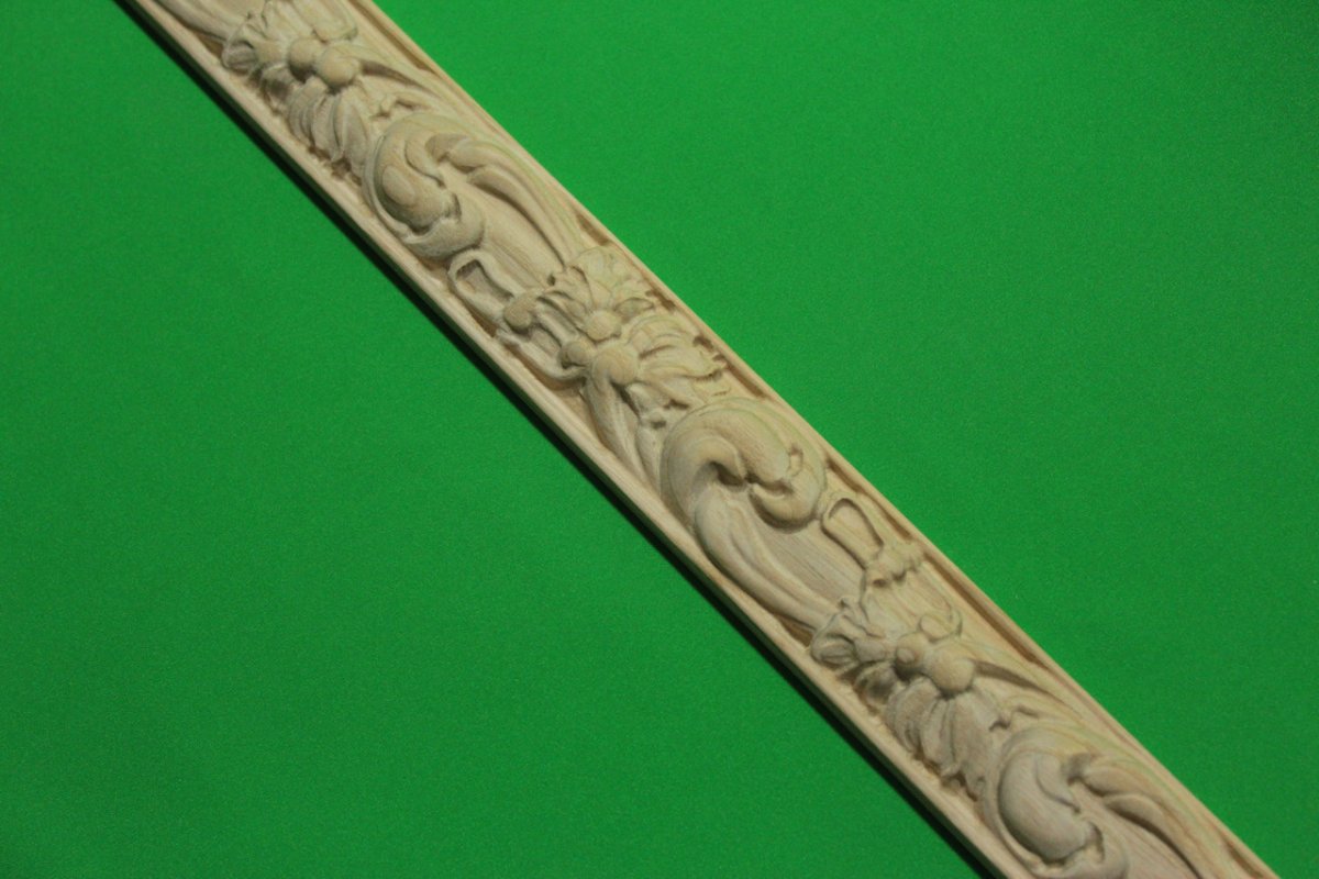 Деревянные молдинги для стен