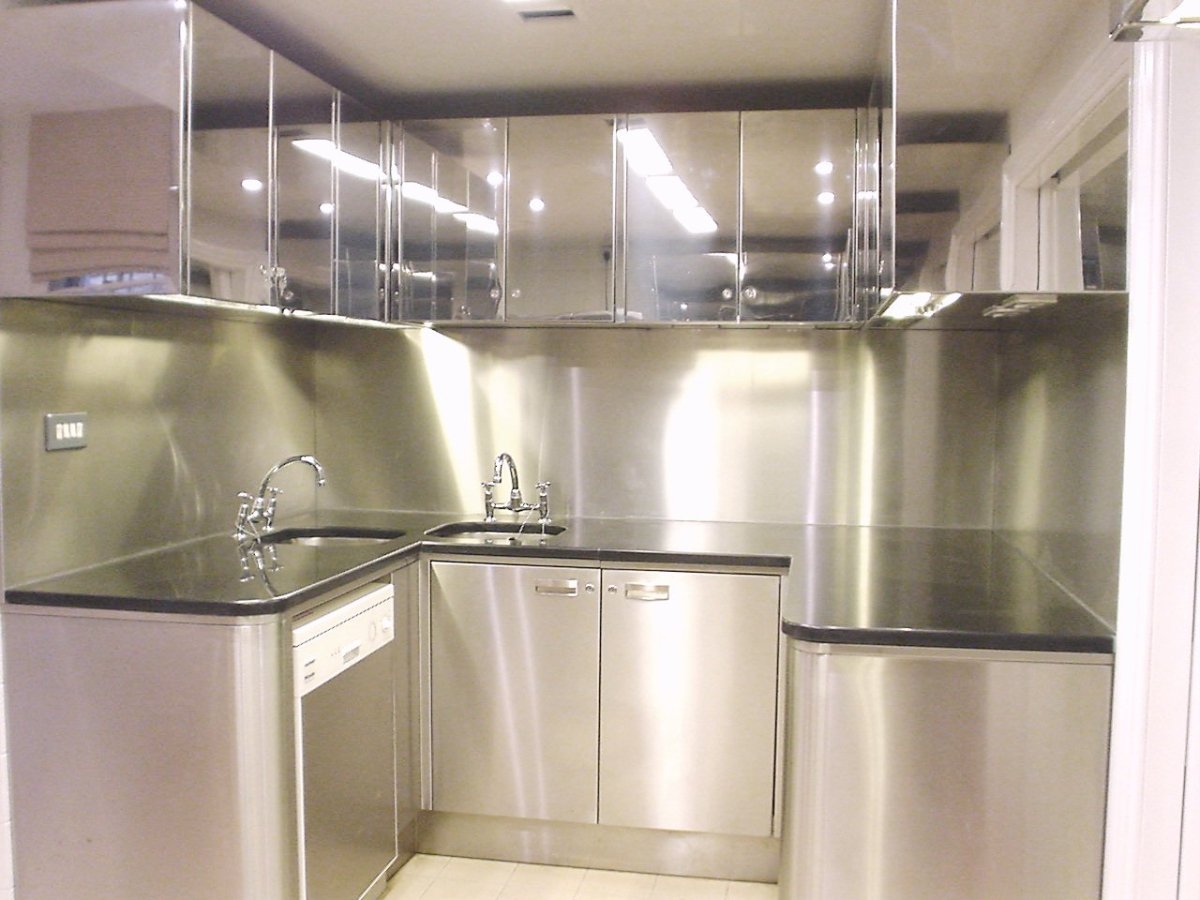 Кухня в оливковых тонах