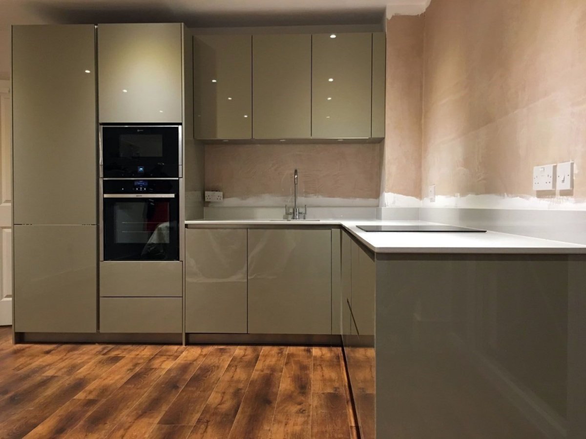 Кухонный гарнитур с блестками