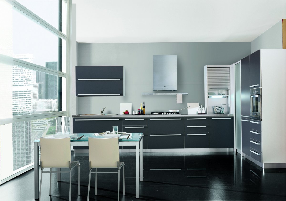 Кухня цвета антрацит