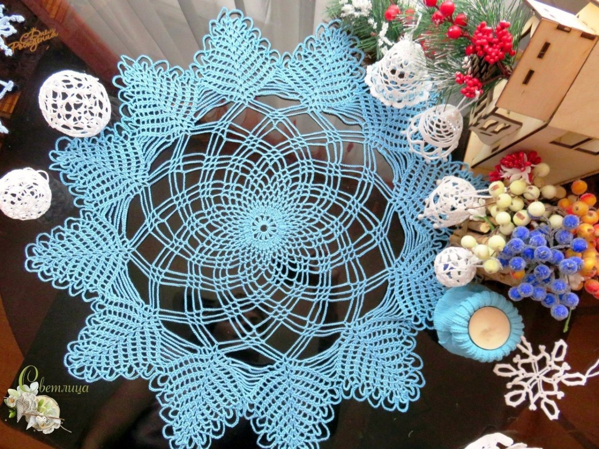 Вязаные кружевные салфетки