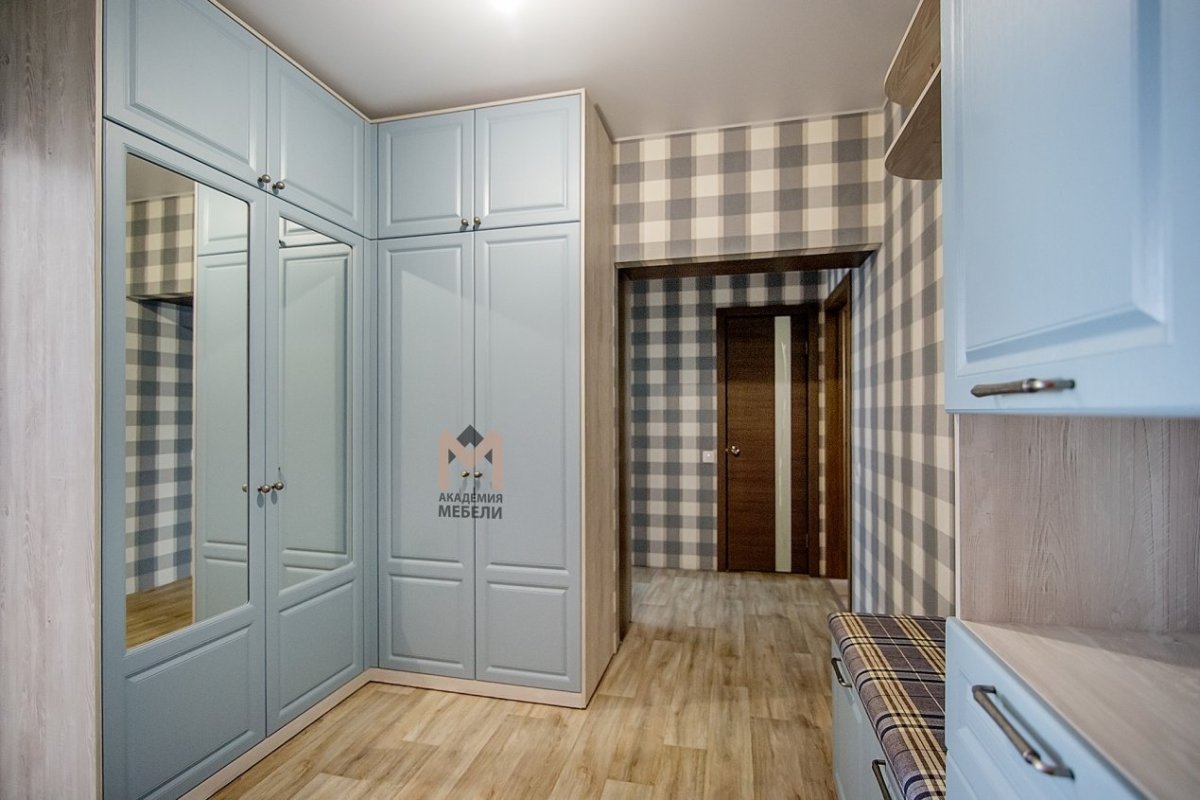 Прихожая в квартире 93 серии