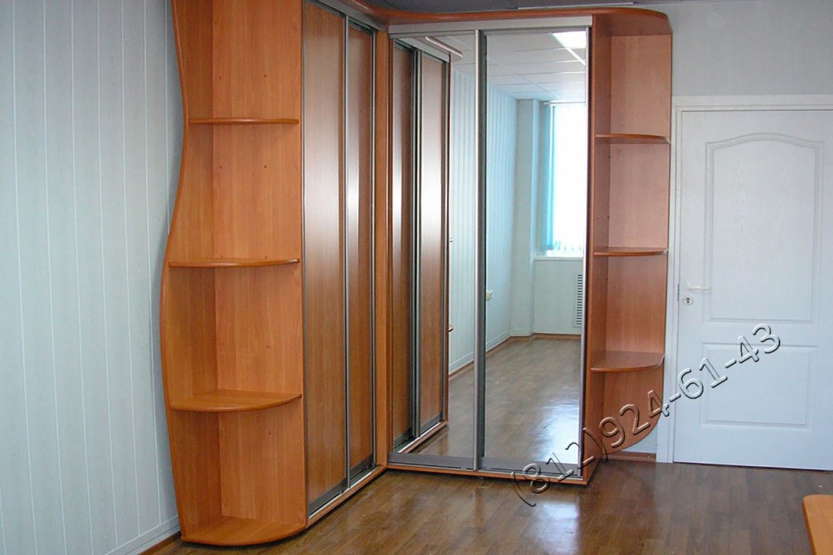 Шкаф-купе угловой в гостиную хрущевка