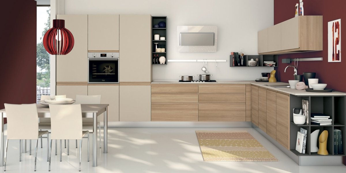 Фасад в теплых тонах