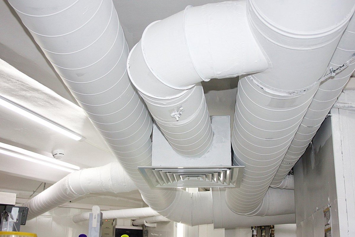 Вентиляционные трубы в интерьере