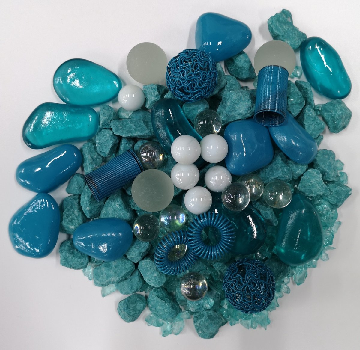 Цветные камушки для декора в вазу