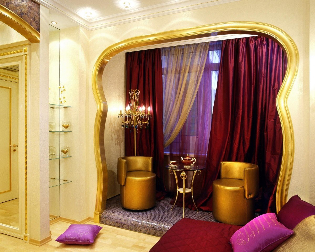 Женская комната с будуаром
