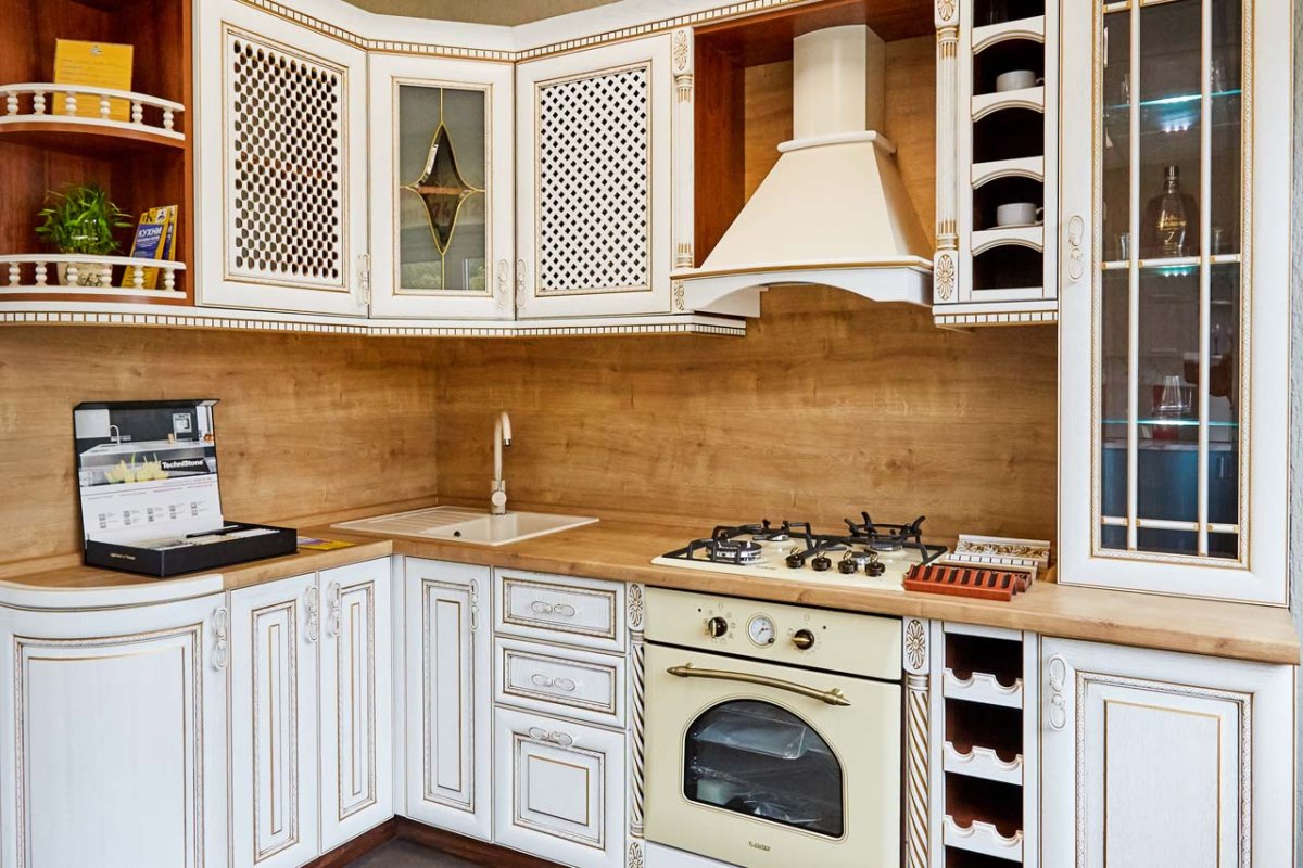 Кухни Неоклассика 2022