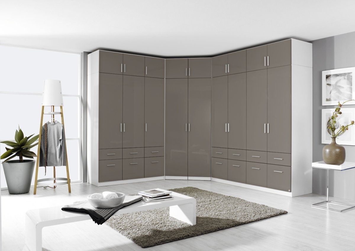 Белый шкаф без ручек