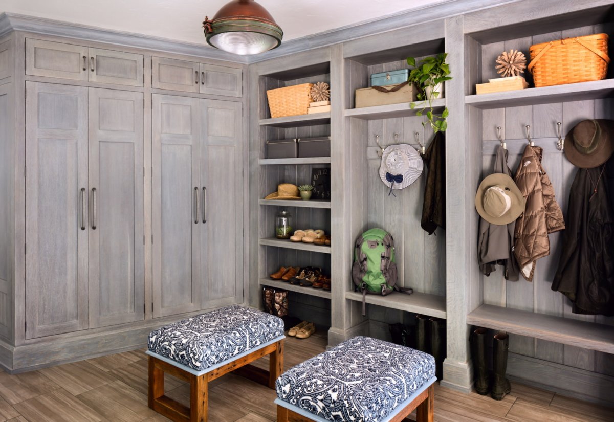 Сервант ретро стиль