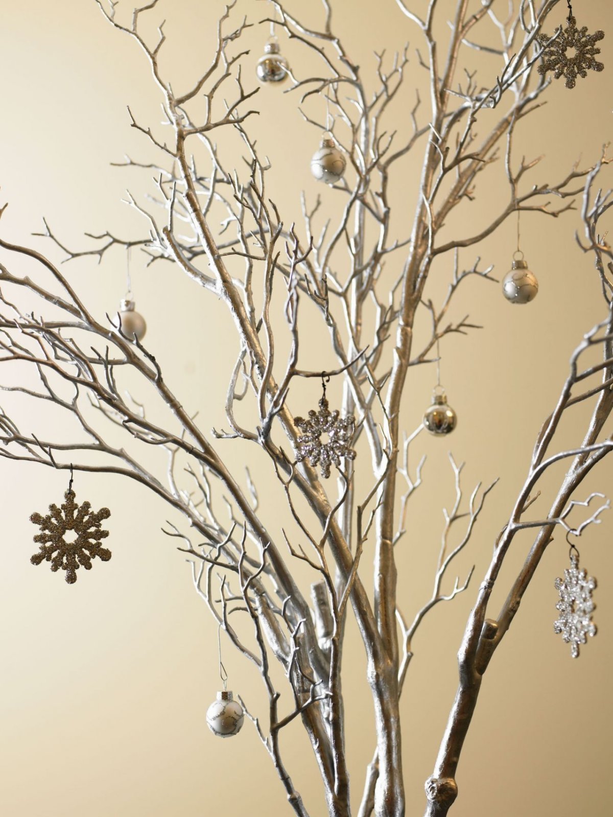 Ветки деревьев для декора