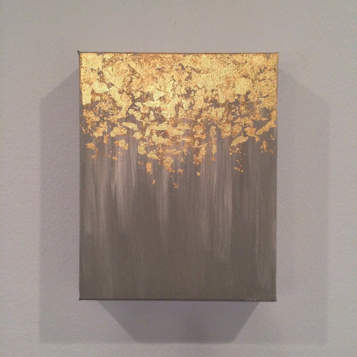 Интерьерная живопись сусальным золотом