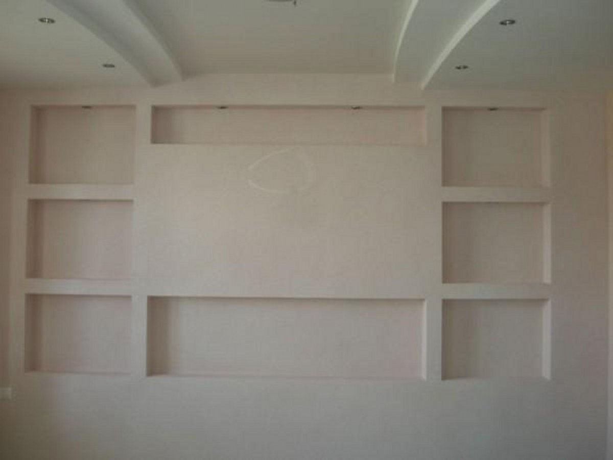 Шкаф с полками из гипсокартона