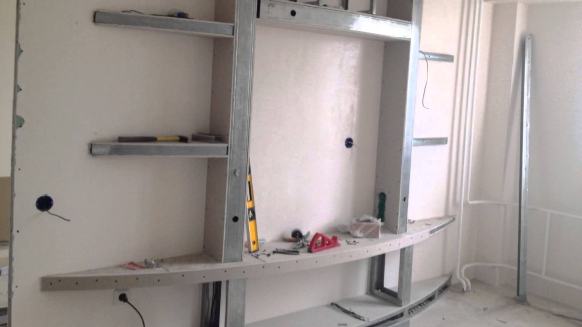 Полка из гипсокартона для телевизора