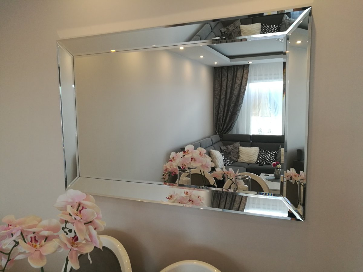 Зеркало Модерн с фацетом 80*60