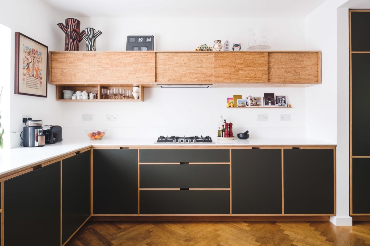 Кухонный гарнитур из ламинированной фанеры