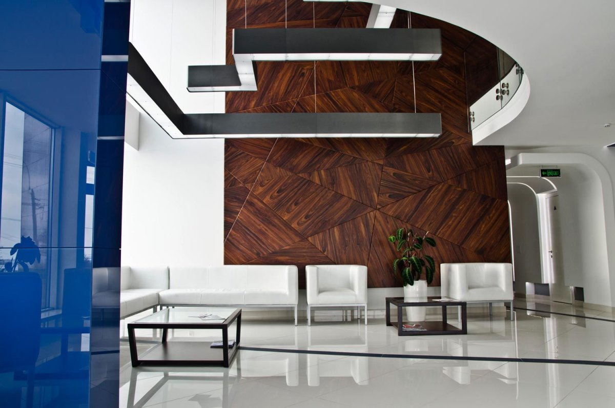 Сочетание темного и светлого дерева в интерьере