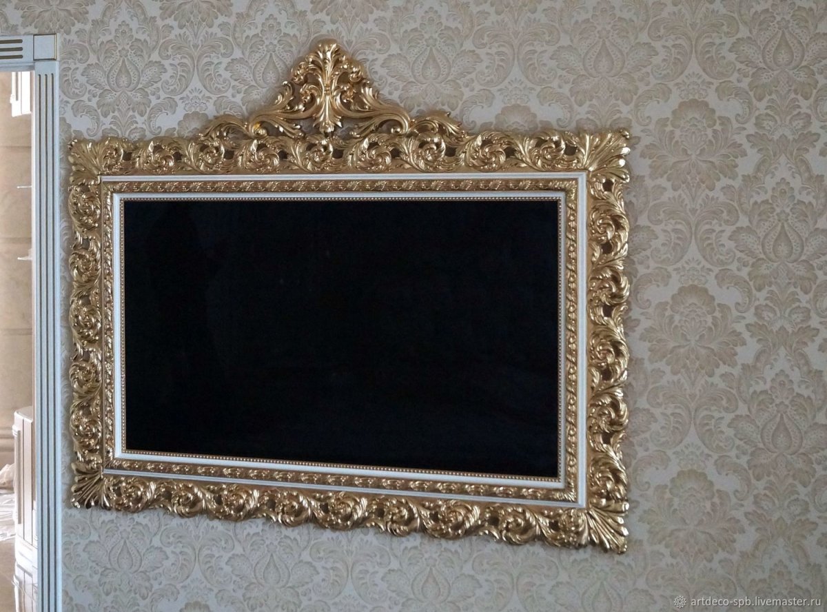 Телевизор в багете