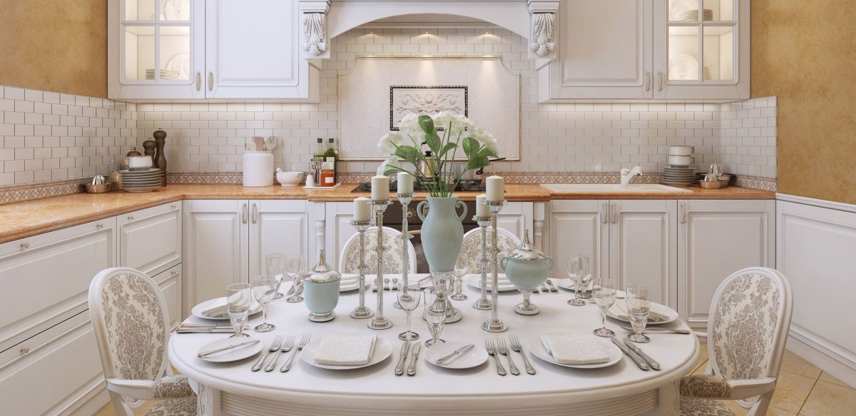 Маленькая кухня в венецианском стиле