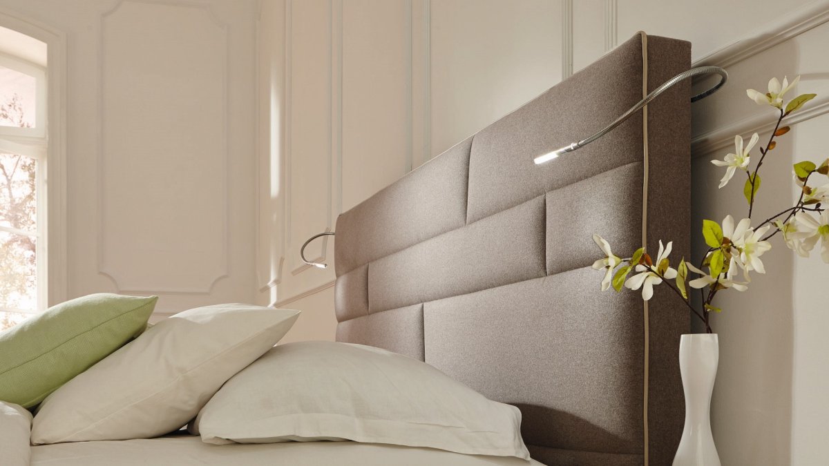 Розетки в спальне