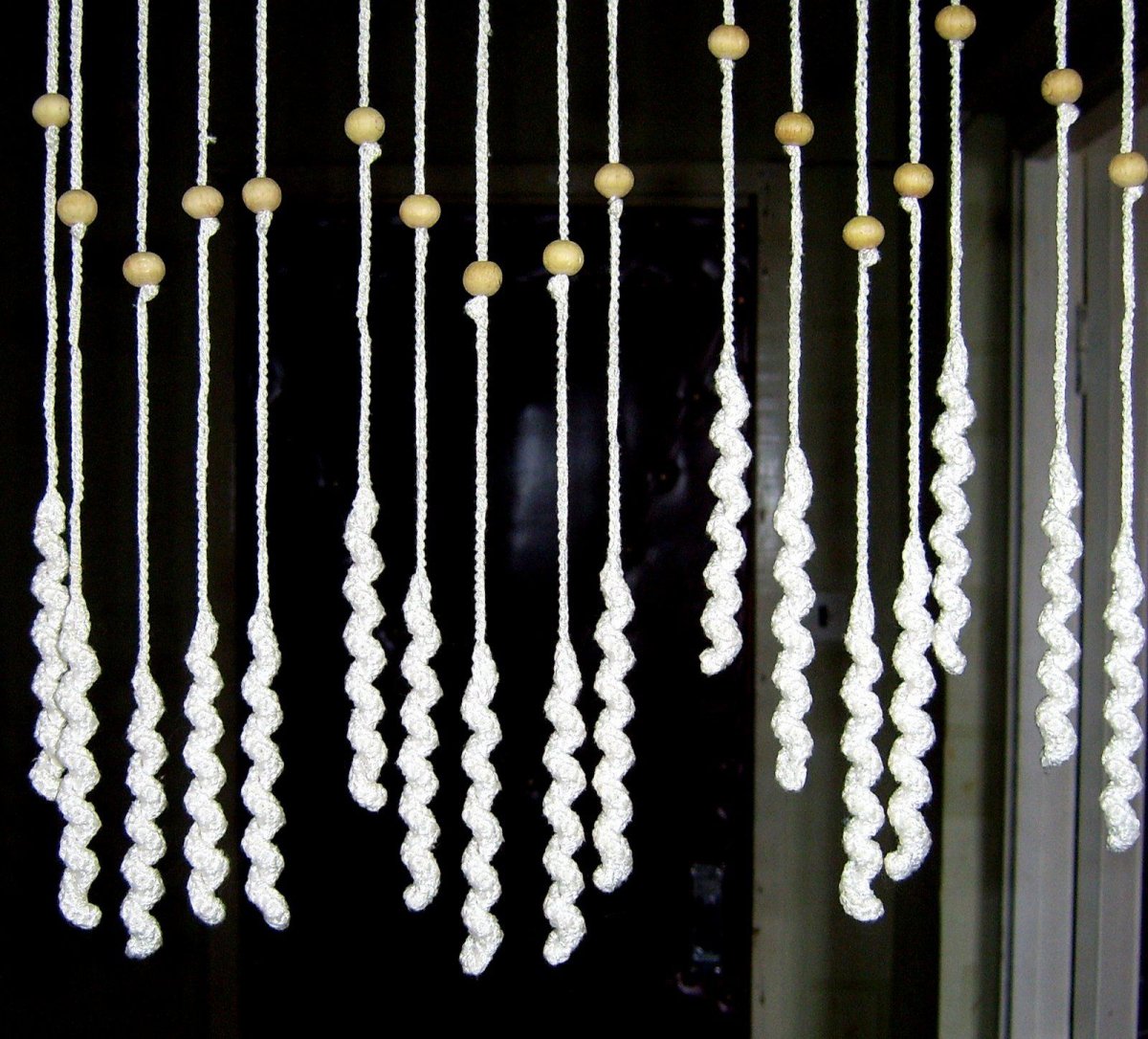 Шторы на двери и дверные проемы висюльки