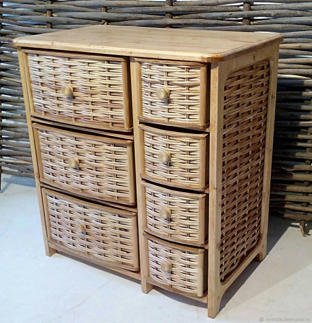 Шкаф книжный Capital poi_cpt1750003